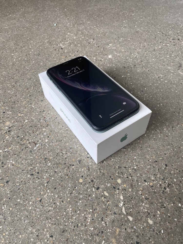 Lake Effect Phone Repair - iPhone XR - 64GB - Carrier Unlocked